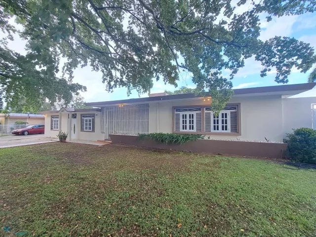Urb. Dos Pinos venta en San Juan, PR