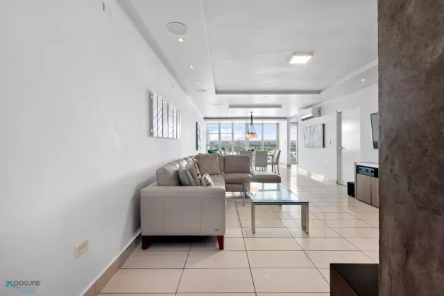 Condo Ocean View alquiler en Carolina, PR