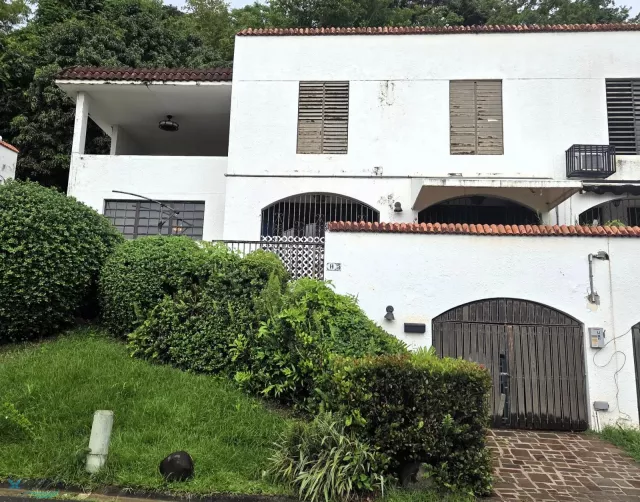 Urb. Montebello Estates venta en Trujillo Alto, PR