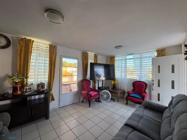 Urb. Los Pinos venta en Arecibo, PR