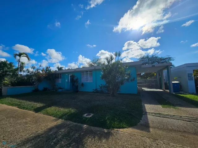 Barrio Borinquen venta en Aguadilla, PR