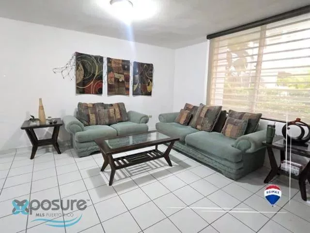 Condo Plaza Esmeralda alquiler en Guaynabo, PR