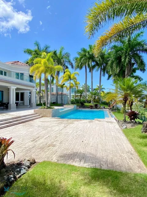 Urb. Montehiedra venta en San Juan, PR