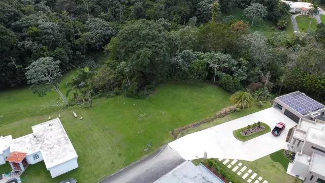 Urb. Valle Escondido venta en Guaynabo, PR