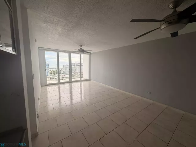 Condo Mundo Feliz alquiler en Carolina, PR