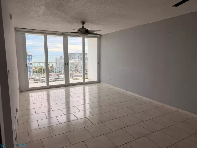 Condo Mundo Feliz alquiler en Carolina, PR