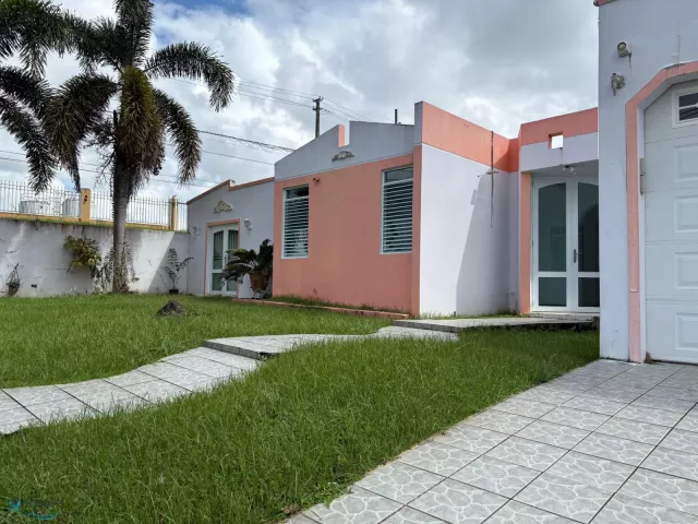 Barrio Pinas venta en Toa Alta, PR