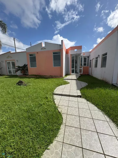 Barrio Pinas venta en Toa Alta, PR