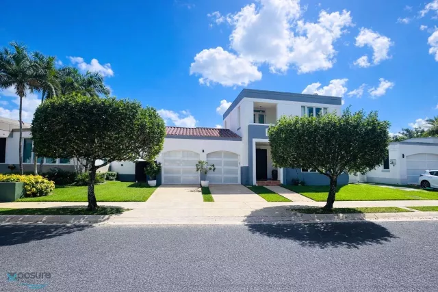 Urb. Finca Elena venta en Guaynabo, PR