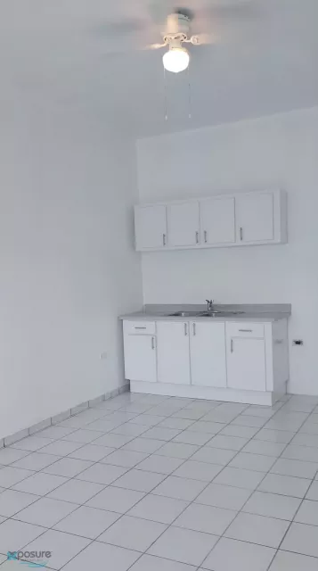 Barrio Pueblo alquiler en Aguada, PR