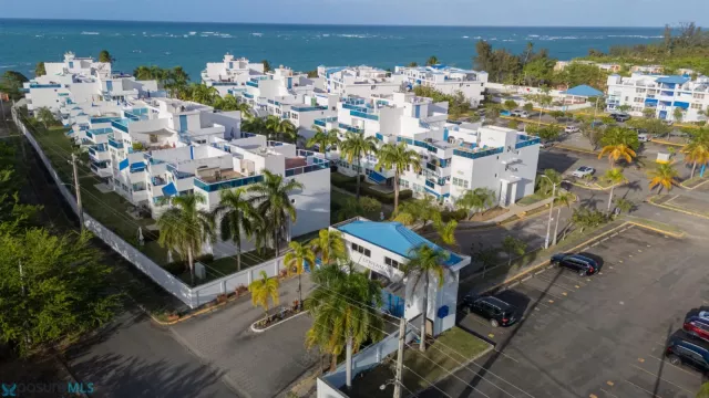 Condo Costamar Beach Village venta en Loiza, PR