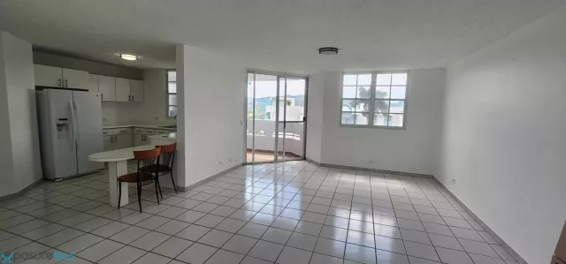Condo Montecillo Court, Encantada alquiler en Trujillo Alto, PR