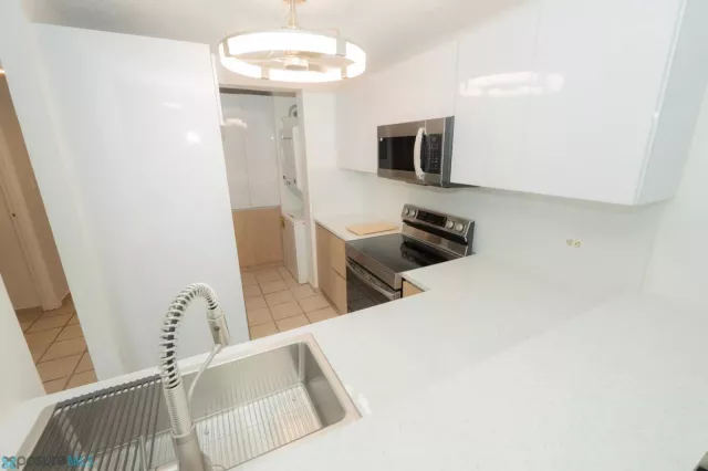 Condo Pisos De Caparra alquiler en Guaynabo, PR