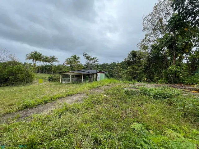 Urb. Hacienda Del Dorado venta en Toa Alta, PR