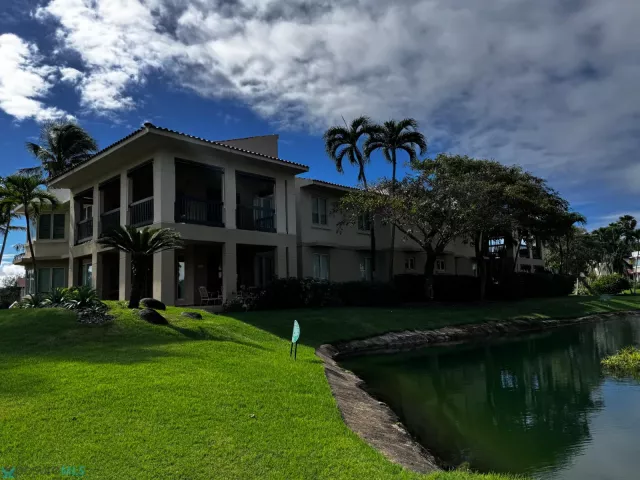 Condo Lakeside Villas alquiler en Vega Alta, PR