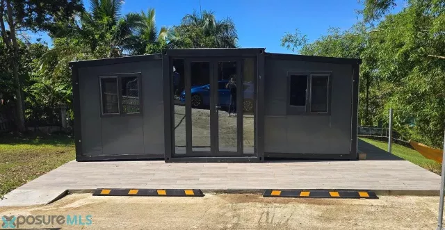 Barrio Pueblo venta en Moca, PR