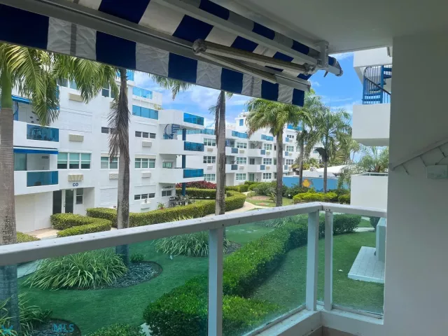 Condo Costamar Beach Village venta en Loiza, PR