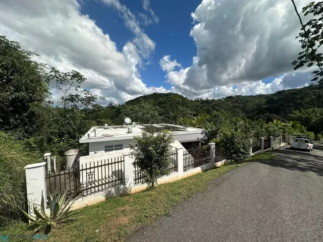 Barrio Corcovada venta en Anasco, PR