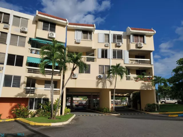 Condo Parque Real venta en Guaynabo, PR