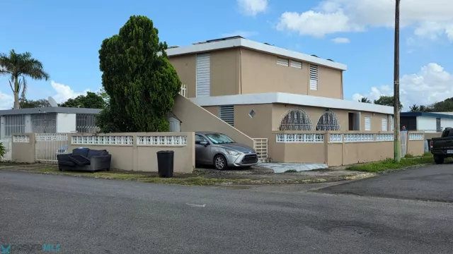 Urb. Levittown venta en Toa Baja, PR