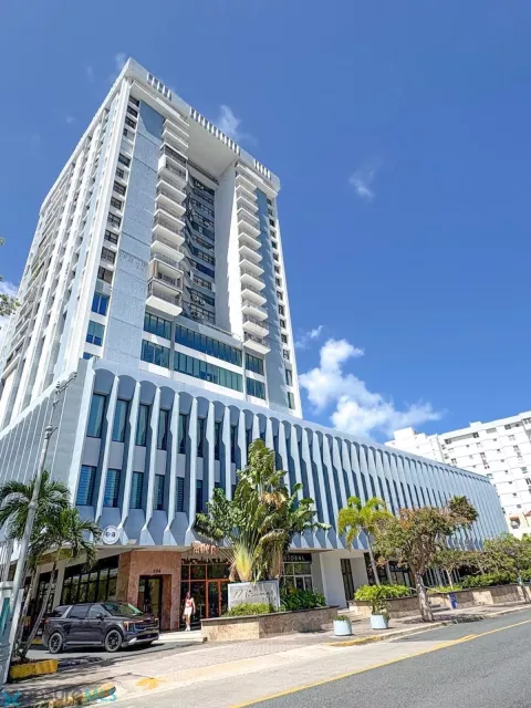 Condo Miramar Plaza venta en San Juan, PR