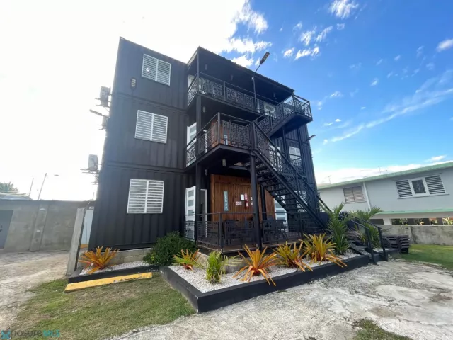 Barrio Puerto Nuevo venta en Vega Baja, PR
