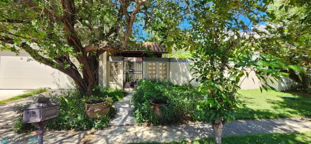 Urb. Villas De San Ignacio venta en San Juan, PR