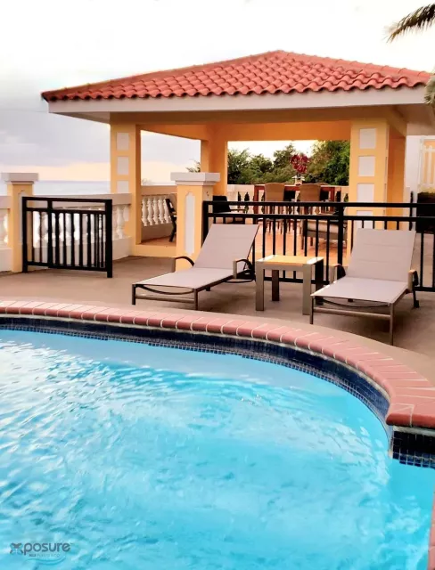Condo Kronos Court alquiler en Aguadilla, PR