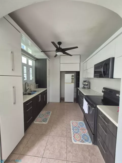 Urb. San Salvador venta en Manati, PR