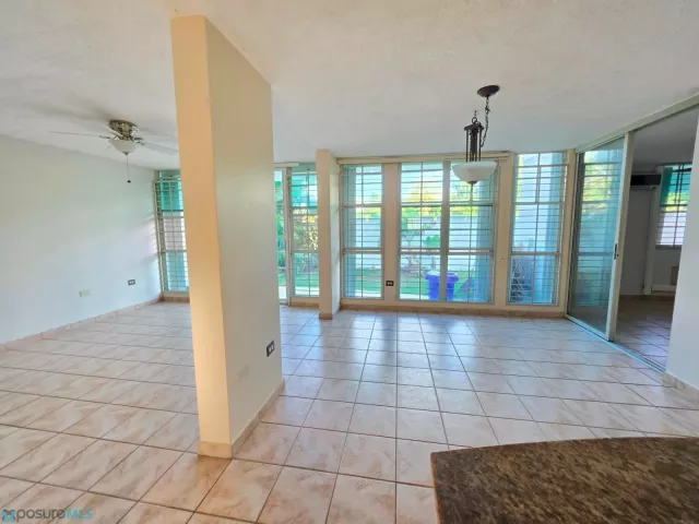 Condo Valle Santa Cecilia venta en Caguas, PR