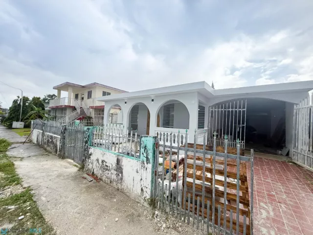 Urb. Villa Carolina venta en Carolina, PR