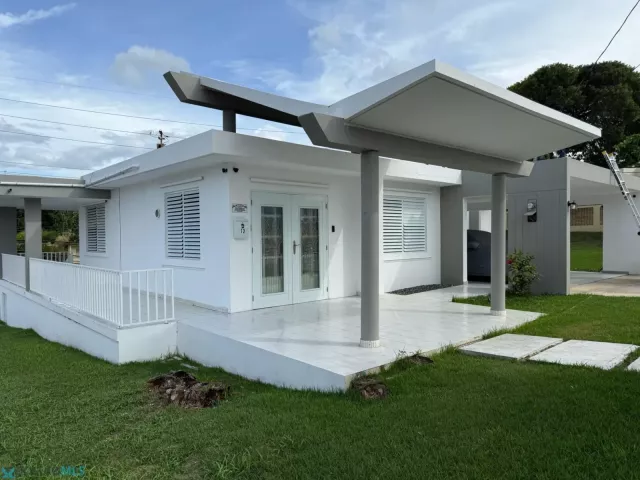 Urb. El Maestro, Reparto venta en Camuy, PR