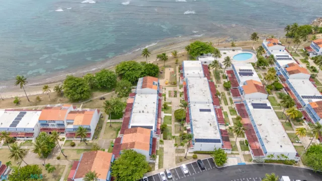 Condo Villas De Playa venta en Dorado, PR
