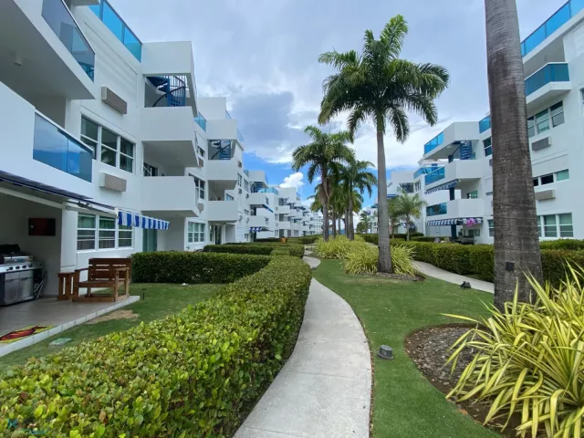Condo Costamar Beach Village venta en Loiza, PR