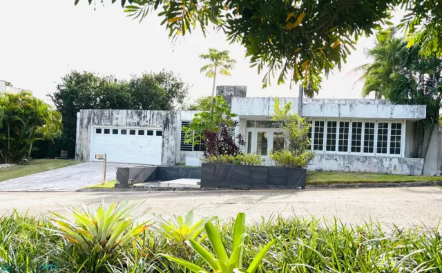 Urb. Mansiones De Caldas venta en San Juan, PR