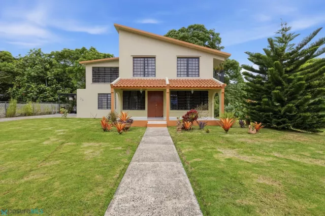 Urb. Colinas Del Yunque en Rio Grande, PR