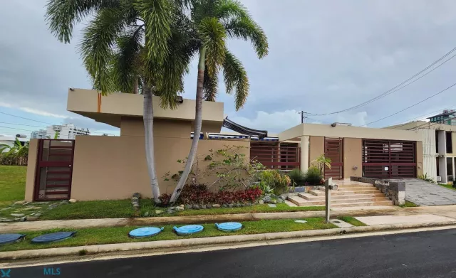 Urb. Caparra Hills venta en Guaynabo, PR