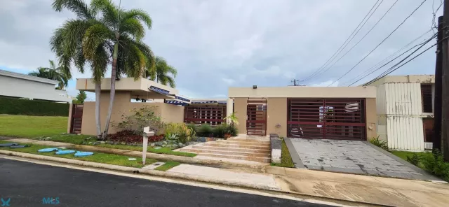 Urb. Caparra Hills venta en Guaynabo, PR