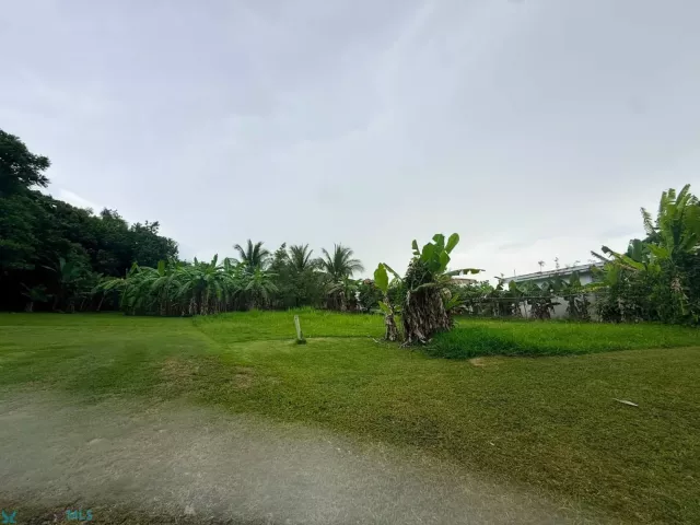 Barrio Pueblo venta en Moca, PR