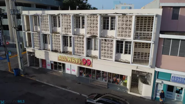 Barrio Pueblo venta en Aguadilla, PR