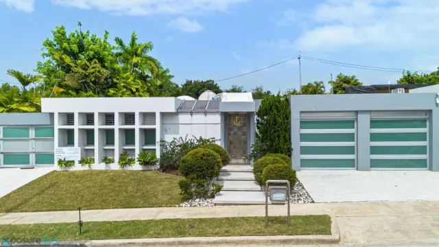 Urb. Garden Hills en Guaynabo, PR