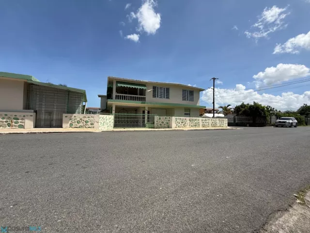 Barrio Sabana Seca venta en Toa Baja, PR