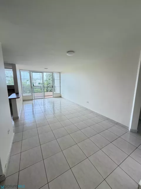 Condo Valles De Torrimar alquiler en Guaynabo, PR