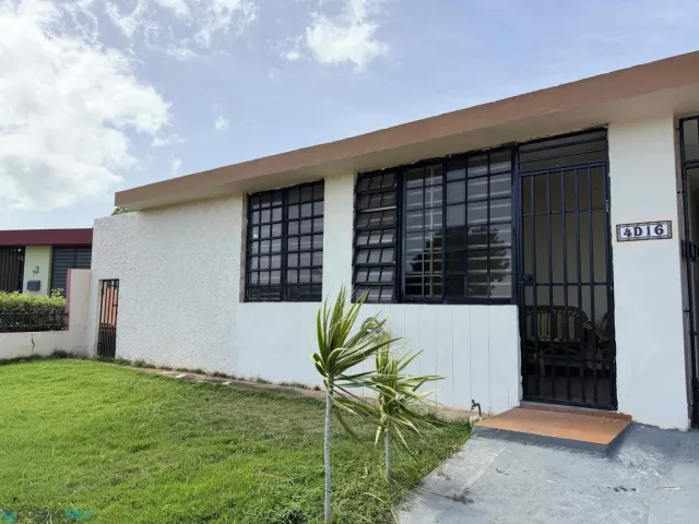 Urb. University Gardens venta en Arecibo, PR