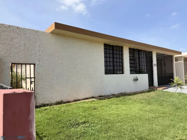 Urb. University Gardens venta en Arecibo, PR