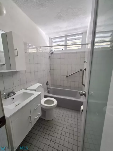 Urb. Martorell alquiler en Dorado, PR