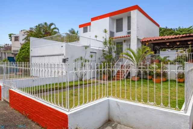 Urb. Estancias de Rio Hondo venta en Bayamon, PR