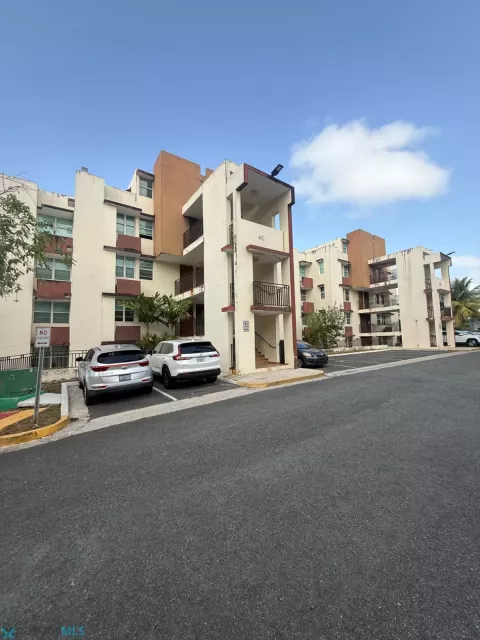 Condo Portal De Sofia alquiler en Guaynabo, PR