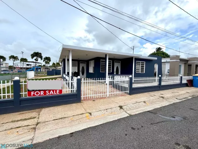 Barrio Borinquen venta en Aguadilla, PR