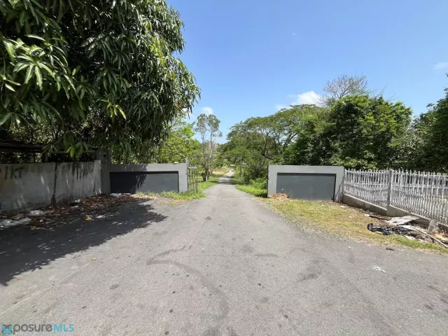 Barrio Quebrada Arenas venta en Toa Alta, PR